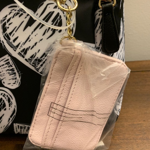 🔥Colorful Inside🔥Hearts & Roses Backpack - Picture 3 of 8